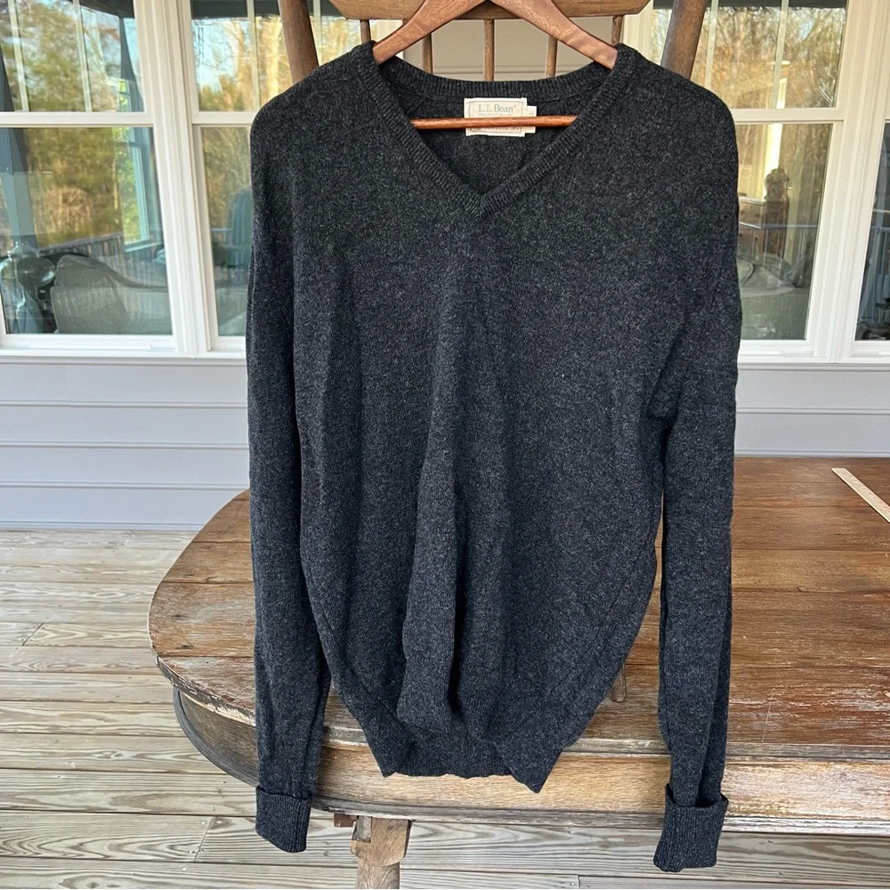 Vintage LL Bean Virgin LambsWool V-Neck Sweater Gray Made in USA XL Tall 1980s